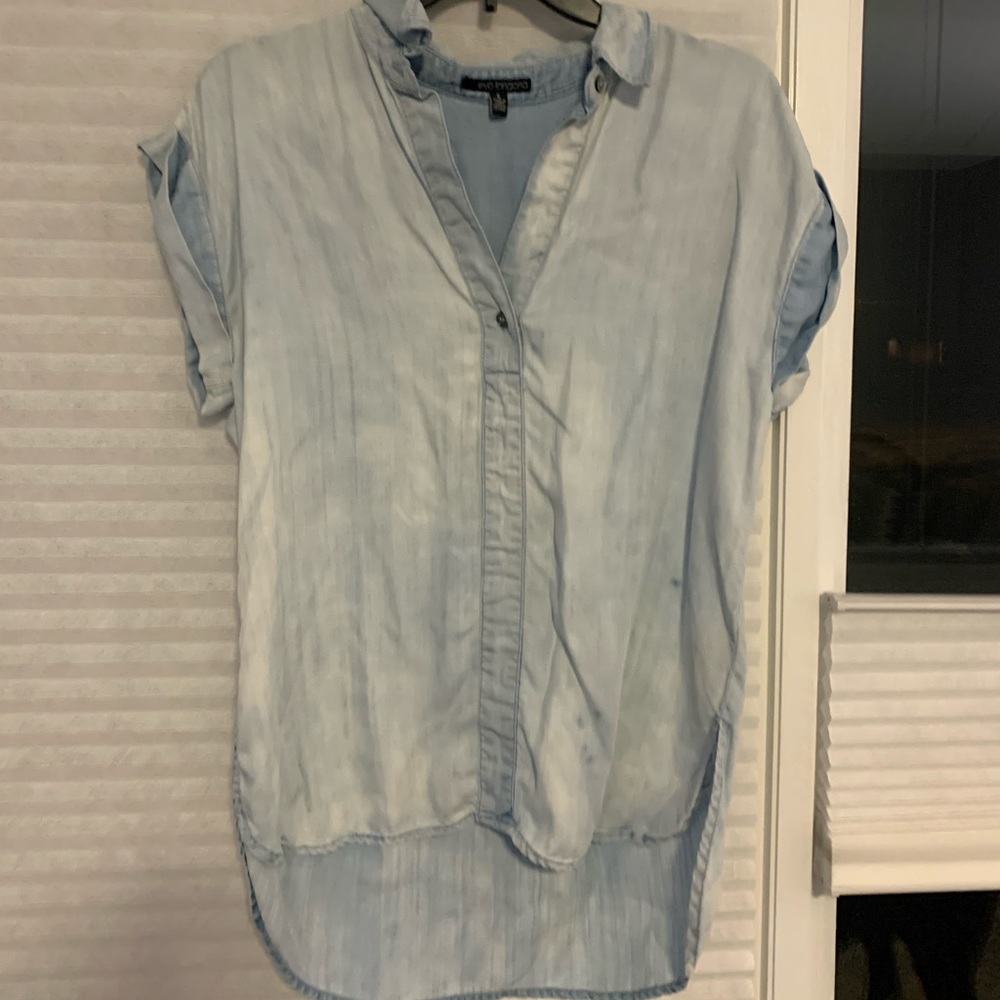 Eva Longoria the limited chambray top